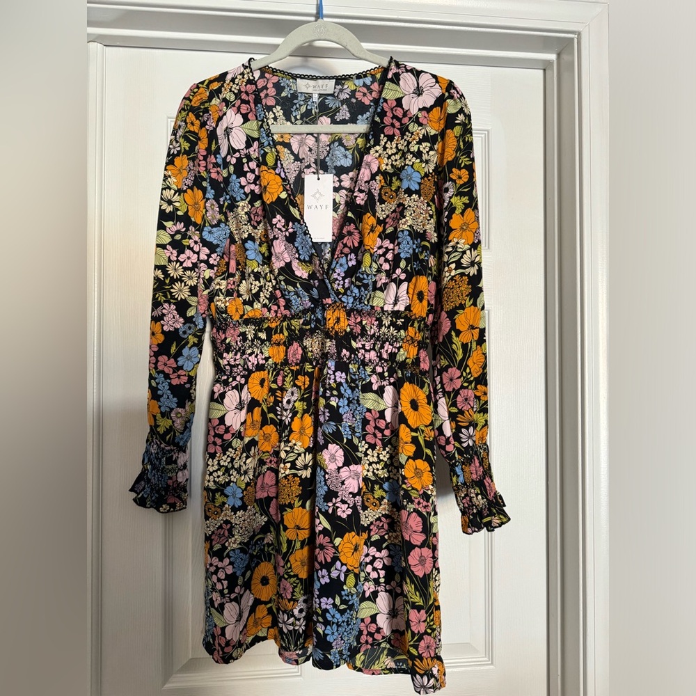 NWT WAYF Floral V-Neck Mini Dress
